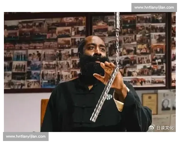 美媒调侃哈登发福 穿唐装打咏春引爆中国球迷热情